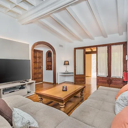 Garriga Villa *